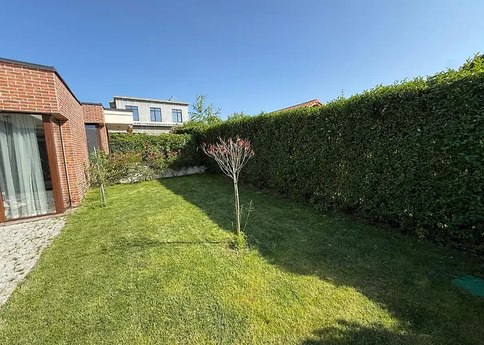 וילה фамилия - Family